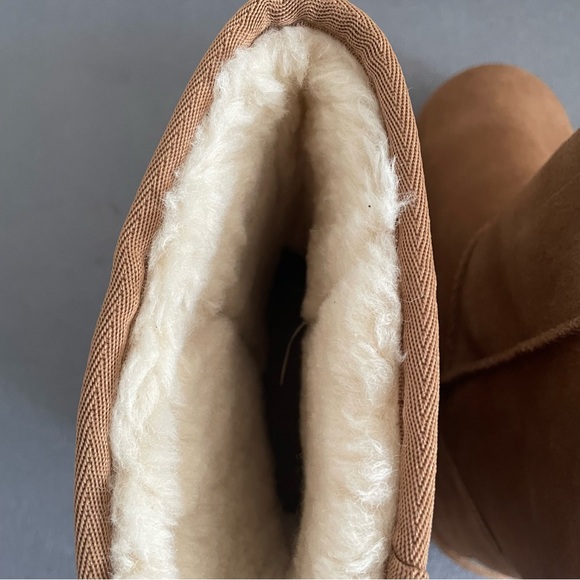 UGG Womens Essential Short Suede Shearling Style Boots Size 9 - Picture 8 of 10